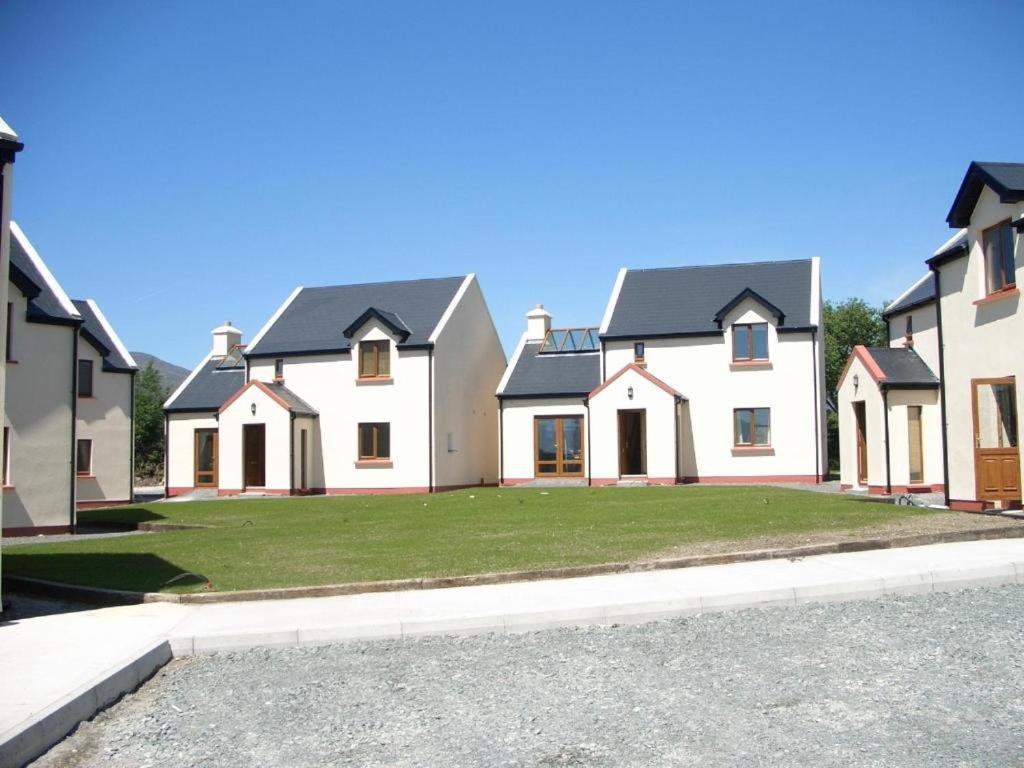 No 14 Village House, Sneem, 4 Bedrooms *