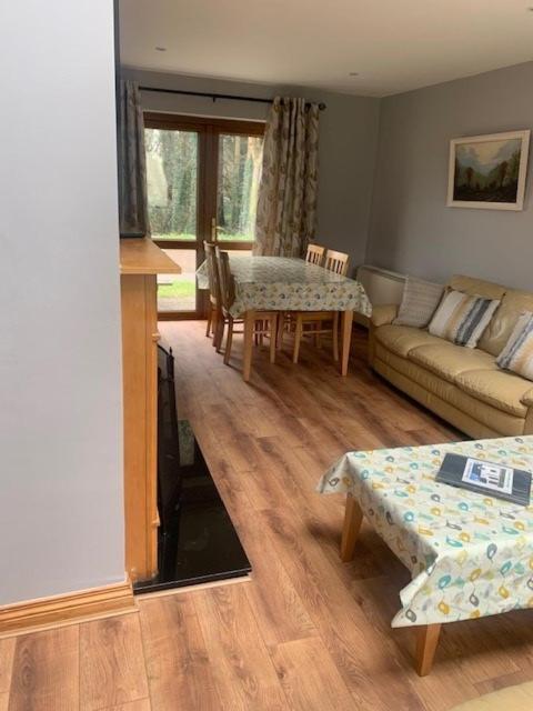 No 14 Village House, Sneem, 4 Bedrooms *
