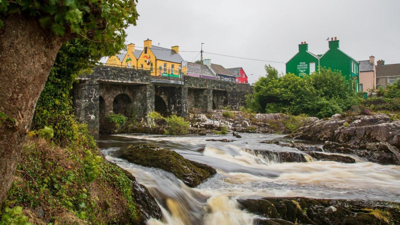 No 14 Village House, Sneem, 4 Bedrooms