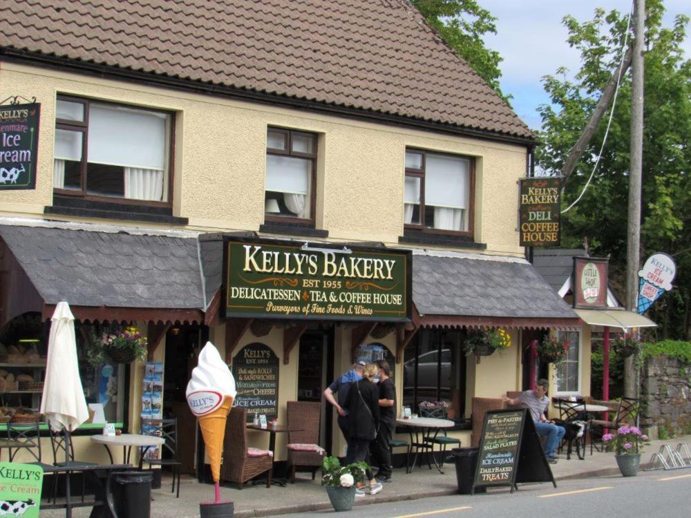 No 14 Village House, Sneem, 4 Bedrooms * Sneem